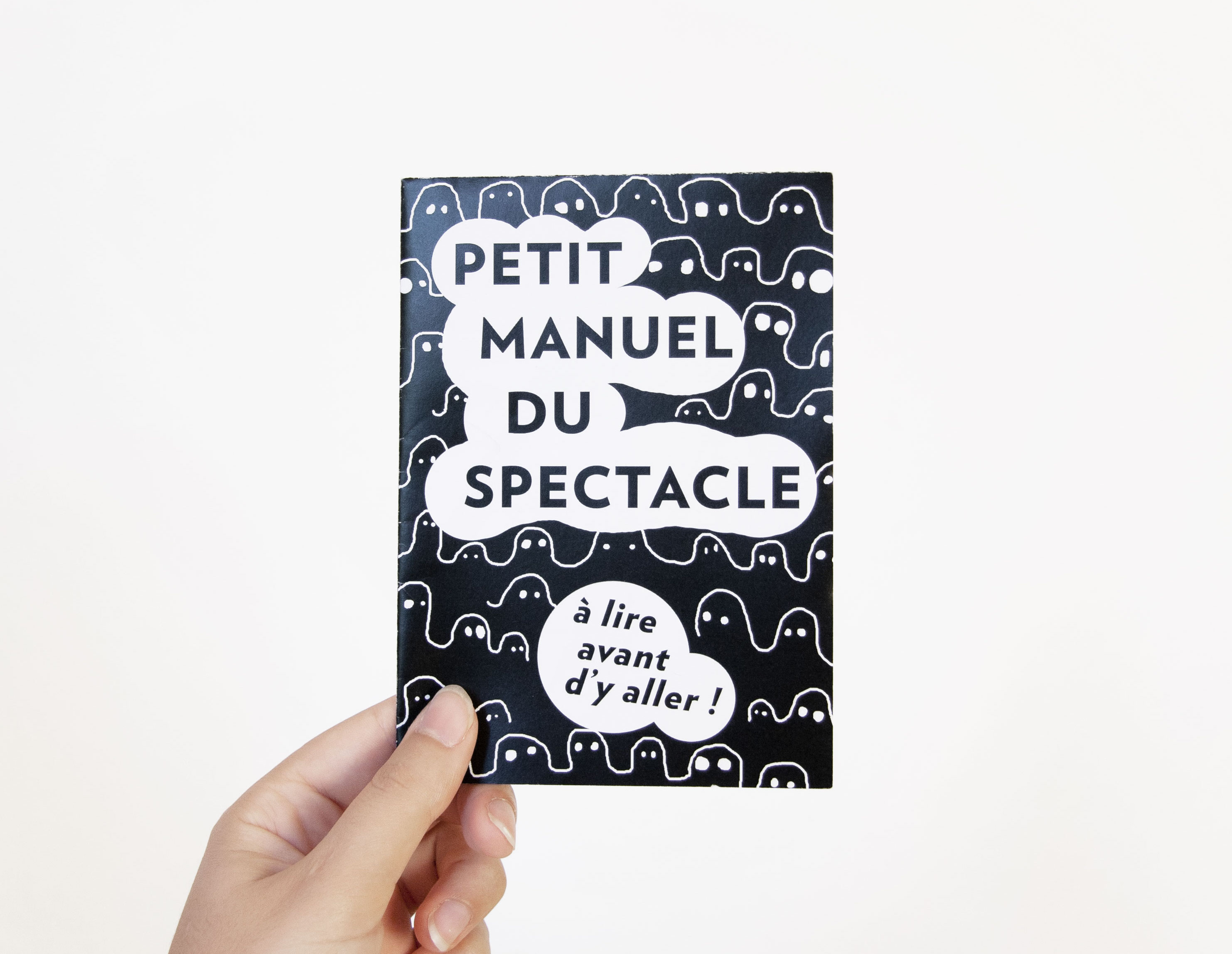petit manuel du spectacle - outil pédagogique pour sensibiliser le jeune public aux arts de la scène - édition évidanse ccdp - créé avec Dominique Martinoli - graphisme arnaud chappuis